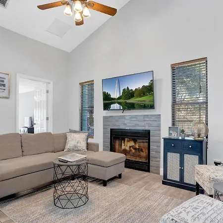 Sunny Retreat Near Golf Courses And Mayo Clinic